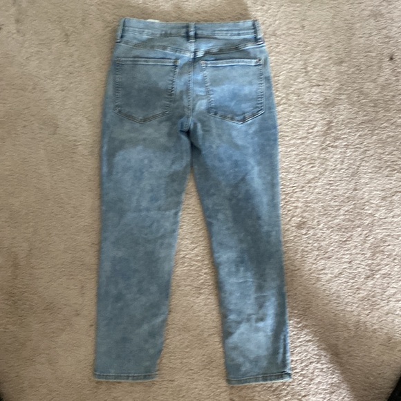 Banana Republic High-Rise Slim jeans - Picture 2 of 3